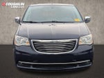 2016 Chrysler Town & Country Touring-L