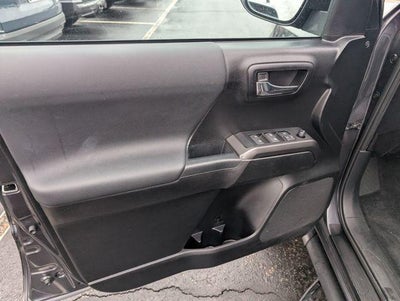 2022 Toyota Tacoma TRD Sport V6