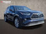2022 Toyota Highlander Hybrid Platinum