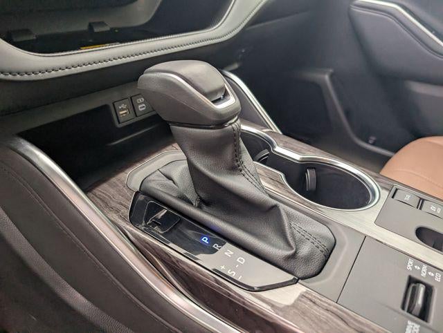2025 Toyota Highlander Hybrid Limited 25th Edition