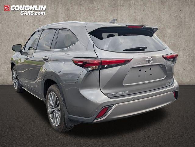 2025 Toyota Highlander Hybrid Limited 25th Edition