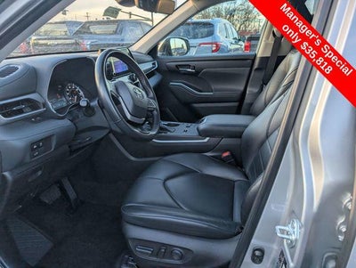 2023 Toyota Highlander XLE