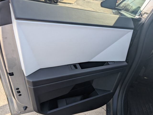 2024 Tesla Cybertruck Cyberbeast