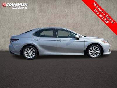 2022 Toyota Camry LE
