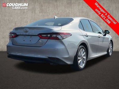 2022 Toyota Camry LE