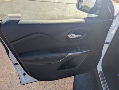 2022 Jeep Cherokee Latitude Lux