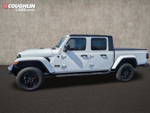 2022 Jeep Gladiator Altitude photo 4