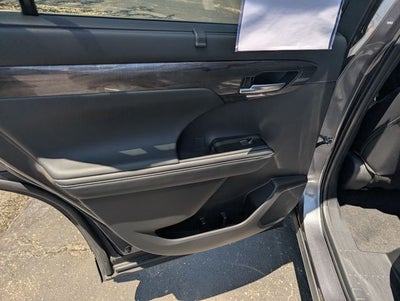 2023 Toyota Highlander Platinum