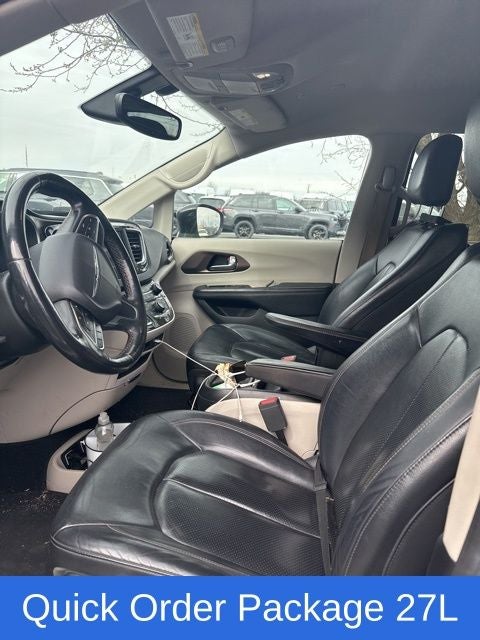2019 Chrysler Pacifica Touring L