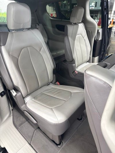 2017 Chrysler Pacifica Touring L Plus