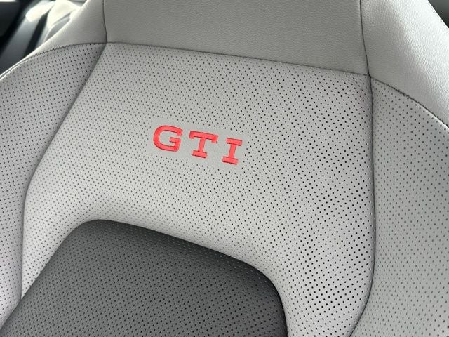 2024 Volkswagen Golf GTI Autobahn