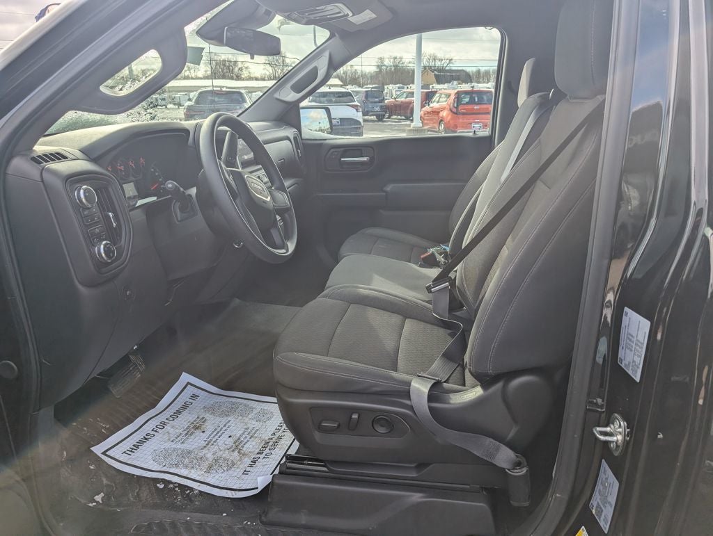 2025 GMC Sierra 1500 Pro