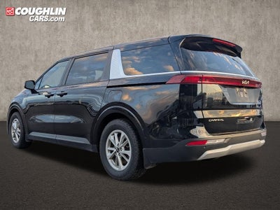 2024 Kia Carnival LX