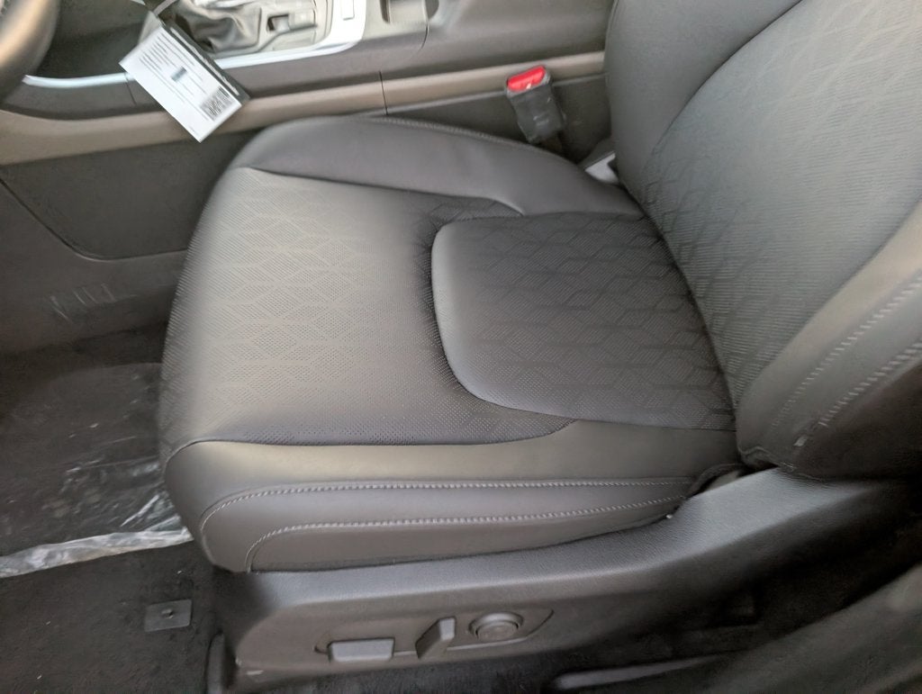2027 Kia Carnival LXS