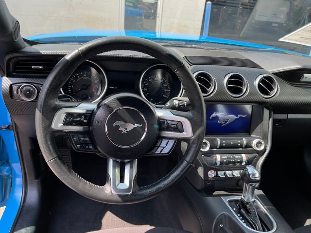 2022 Ford Mustang EcoBoost