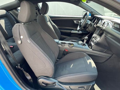 2022 Ford Mustang EcoBoost