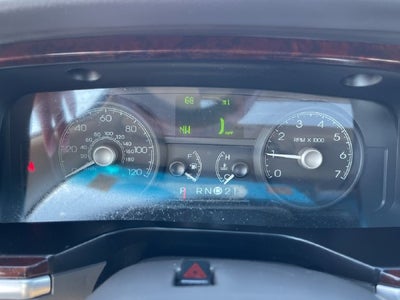 2007 Lincoln Town Car Signature Limited
