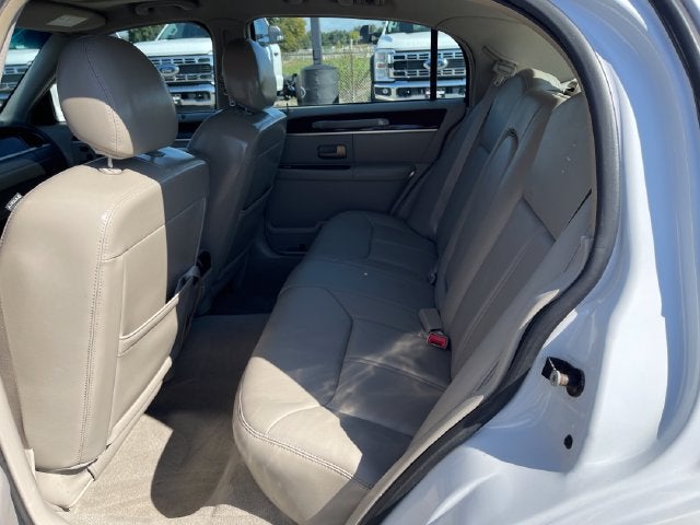 2007 Lincoln Town Car Signature Limited