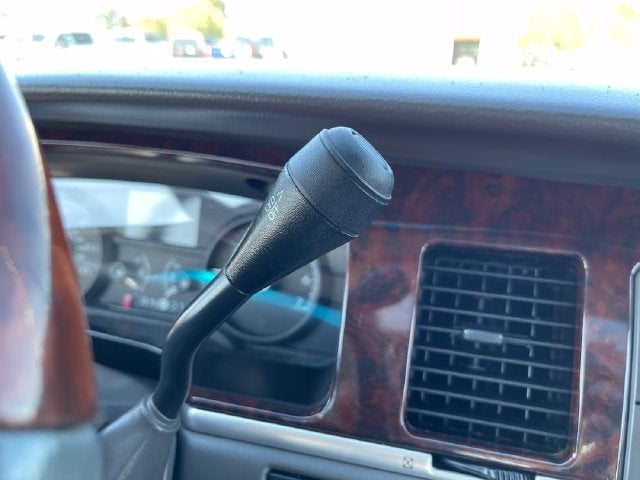 2007 Lincoln Town Car Signature Limited