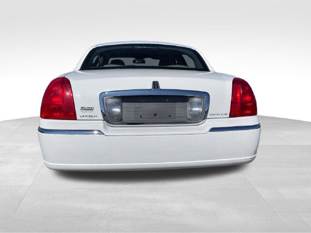 2007 Lincoln Town Car Signature Limited