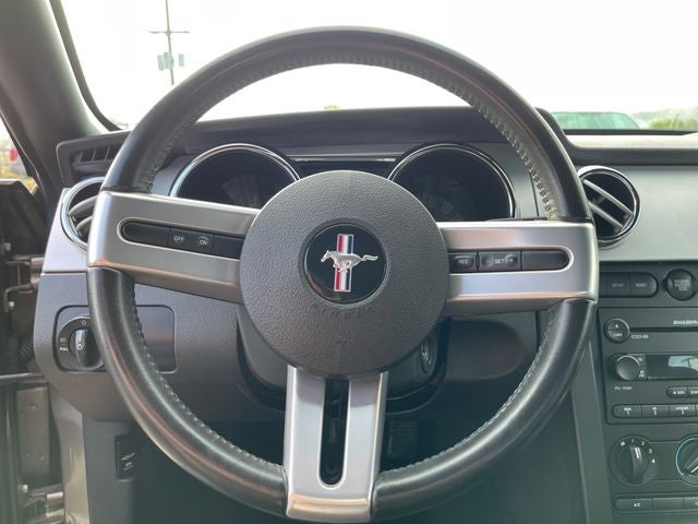 2005 Ford Mustang GT Premium