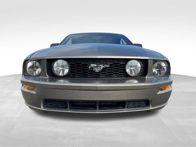 2005 Ford Mustang GT Premium