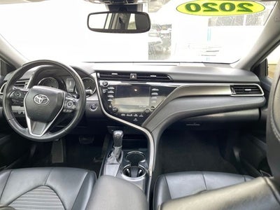 2020 Toyota Camry SE