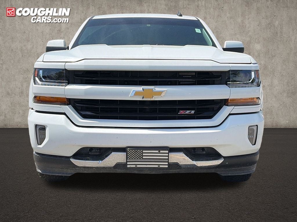Used 2018 Chevrolet Silverado 1500 LT Z71 with VIN 3GCUKREC3JG585818 for sale in Lewis Center, OH