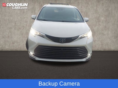2021 Toyota Sienna Platinum 7 Passenger