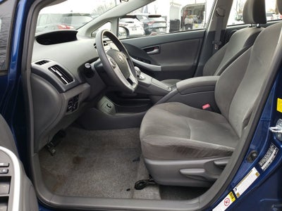 2010 Toyota Prius III