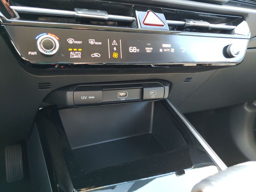 2026 Kia Niro LX