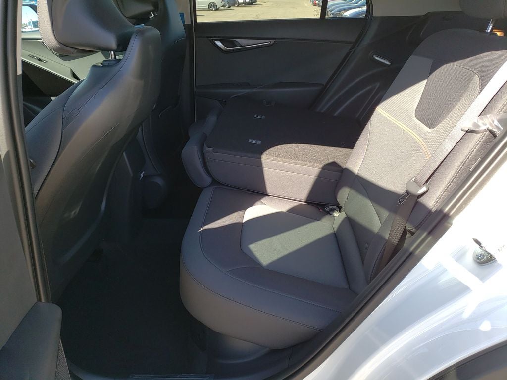 2026 Kia Niro LX