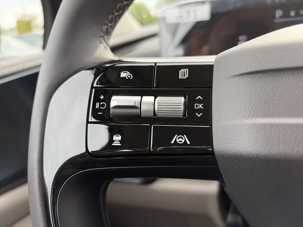 2027 Kia Carnival LXS