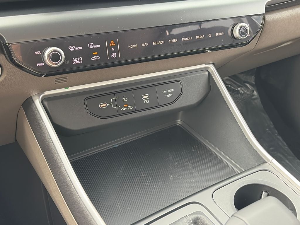 2027 Kia Carnival LXS