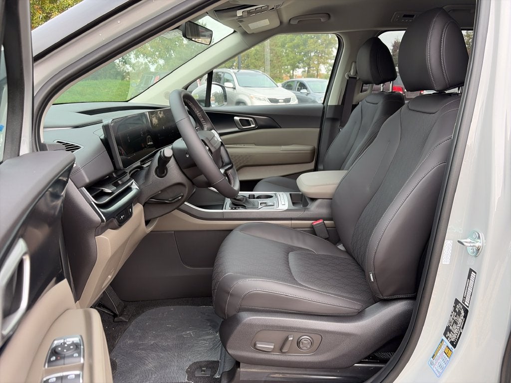 2027 Kia Carnival LXS