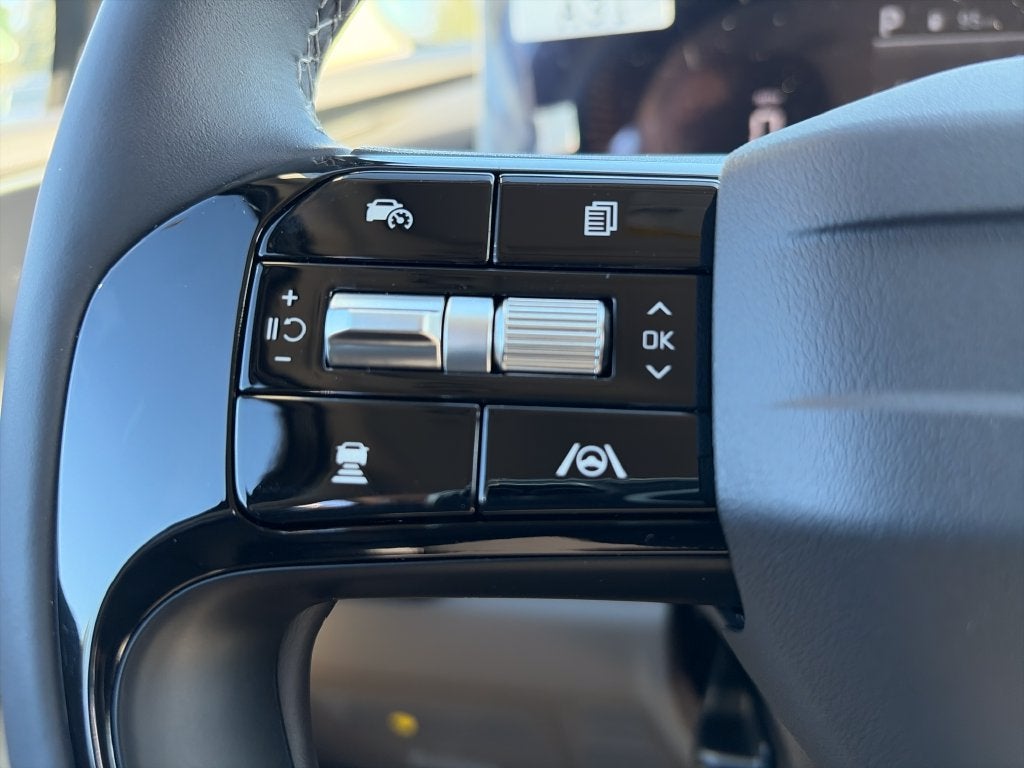 2027 Kia Carnival LX