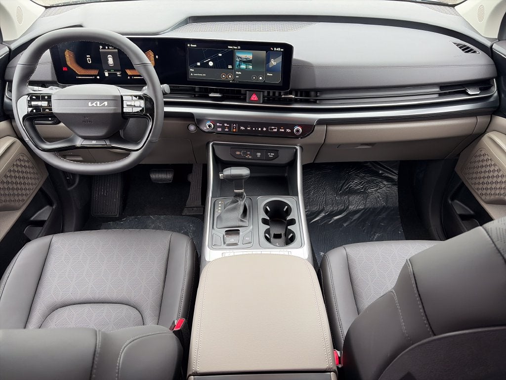 2027 Kia Carnival LXS