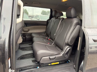 2027 Kia Carnival LXS
