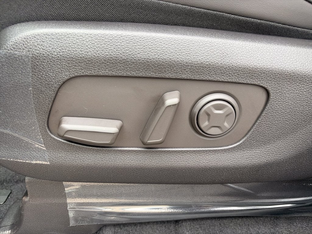 2027 Kia Carnival Hybrid EX