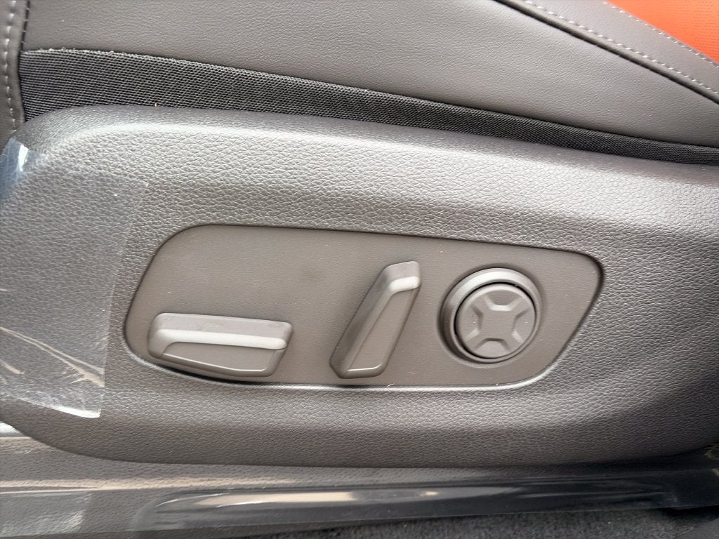 2027 Kia Carnival Hybrid SX