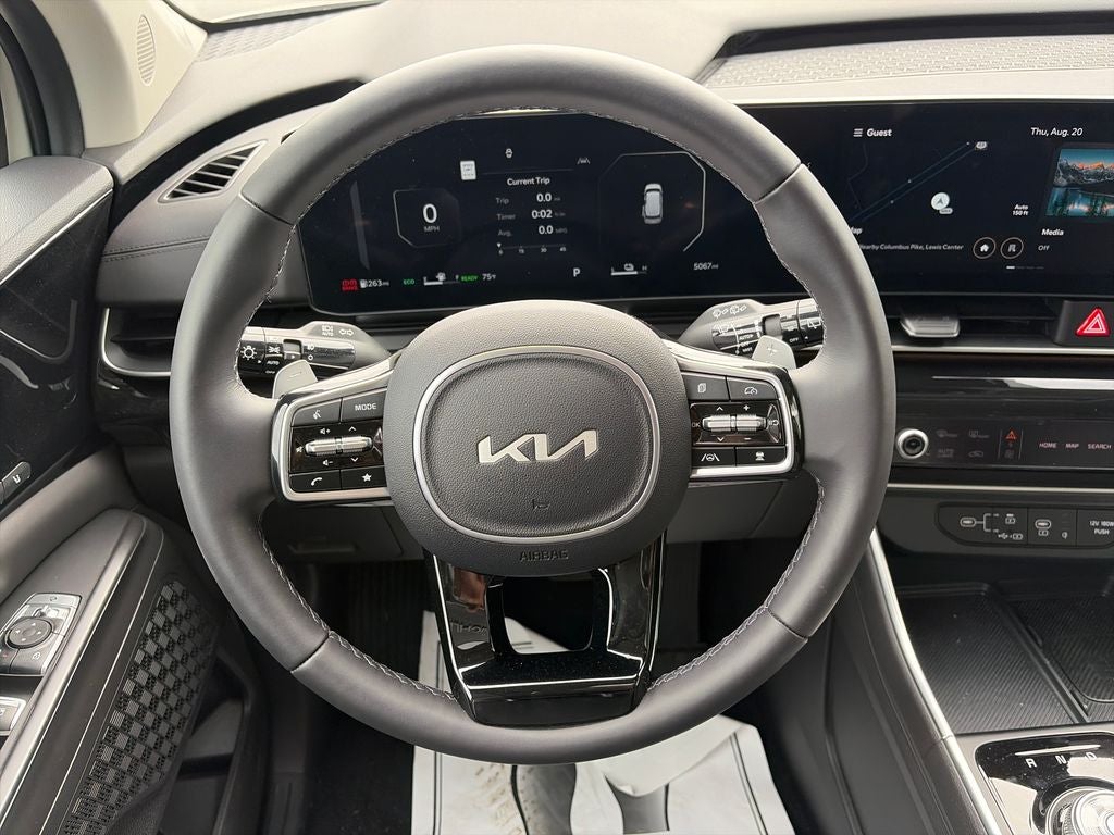 2025 Kia Carnival SX Prestige - Photo 11
