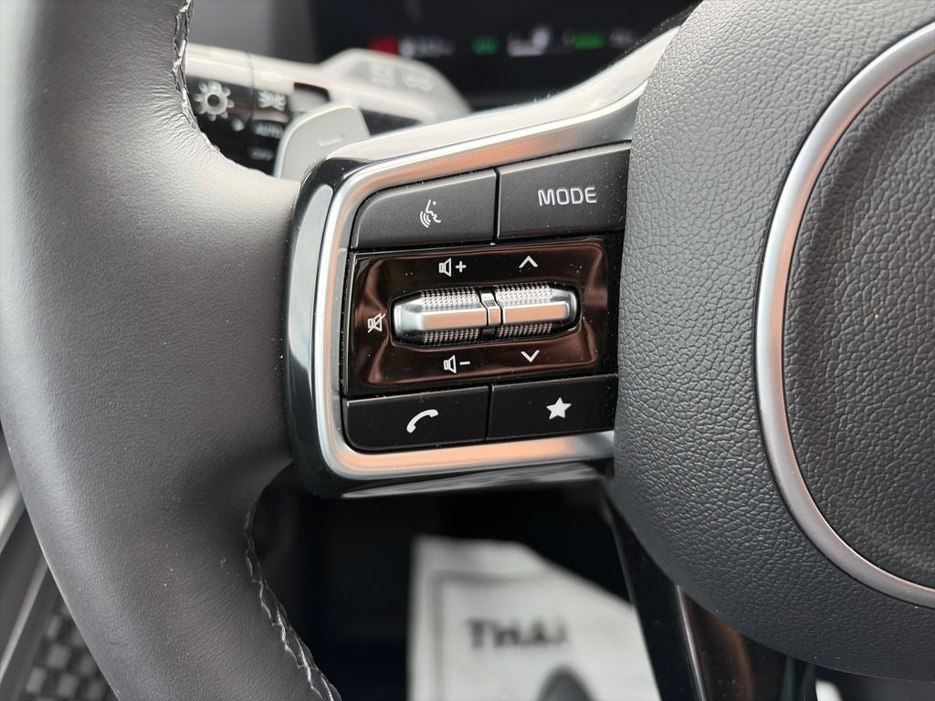 2025 Kia Carnival SX Prestige - Photo 13