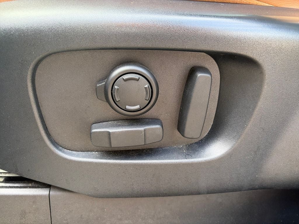 2020 Land Rover Discovery HSE