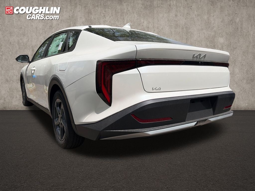 2026 Kia K4 LXS