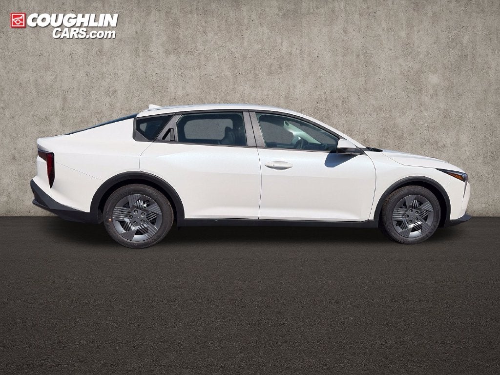 2026 Kia K4 LX