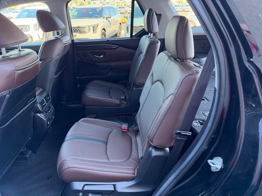 2025 Honda Pilot Elite