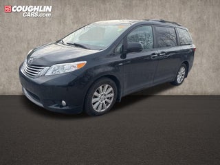 2017 Toyota Sienna XLE 7 Passenger