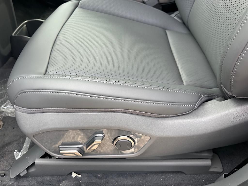 2026 Kia EV9 Light Long Range