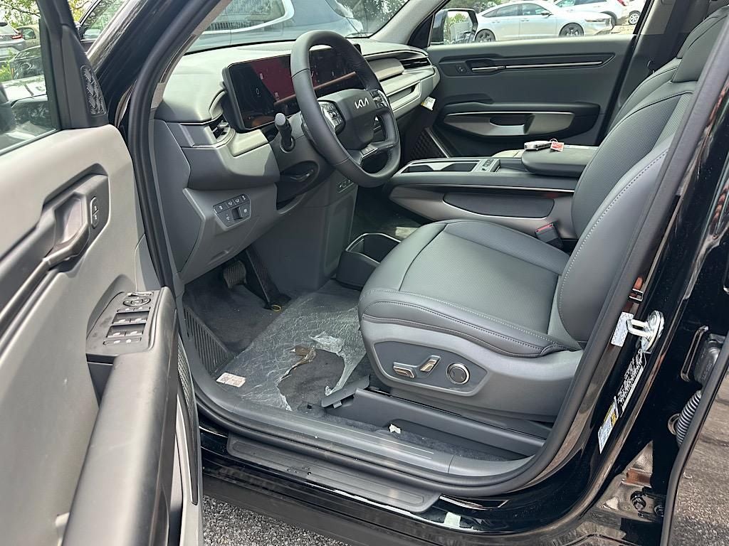 2026 Kia EV9 Light Long Range