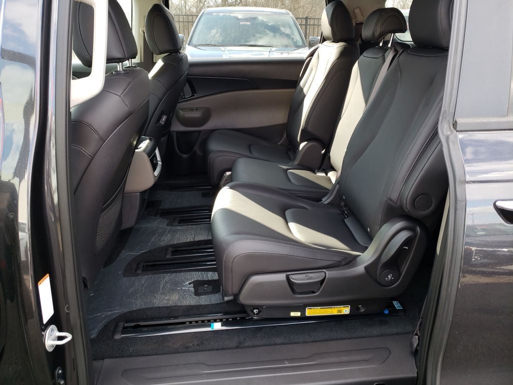 2026 Kia Carnival LXS